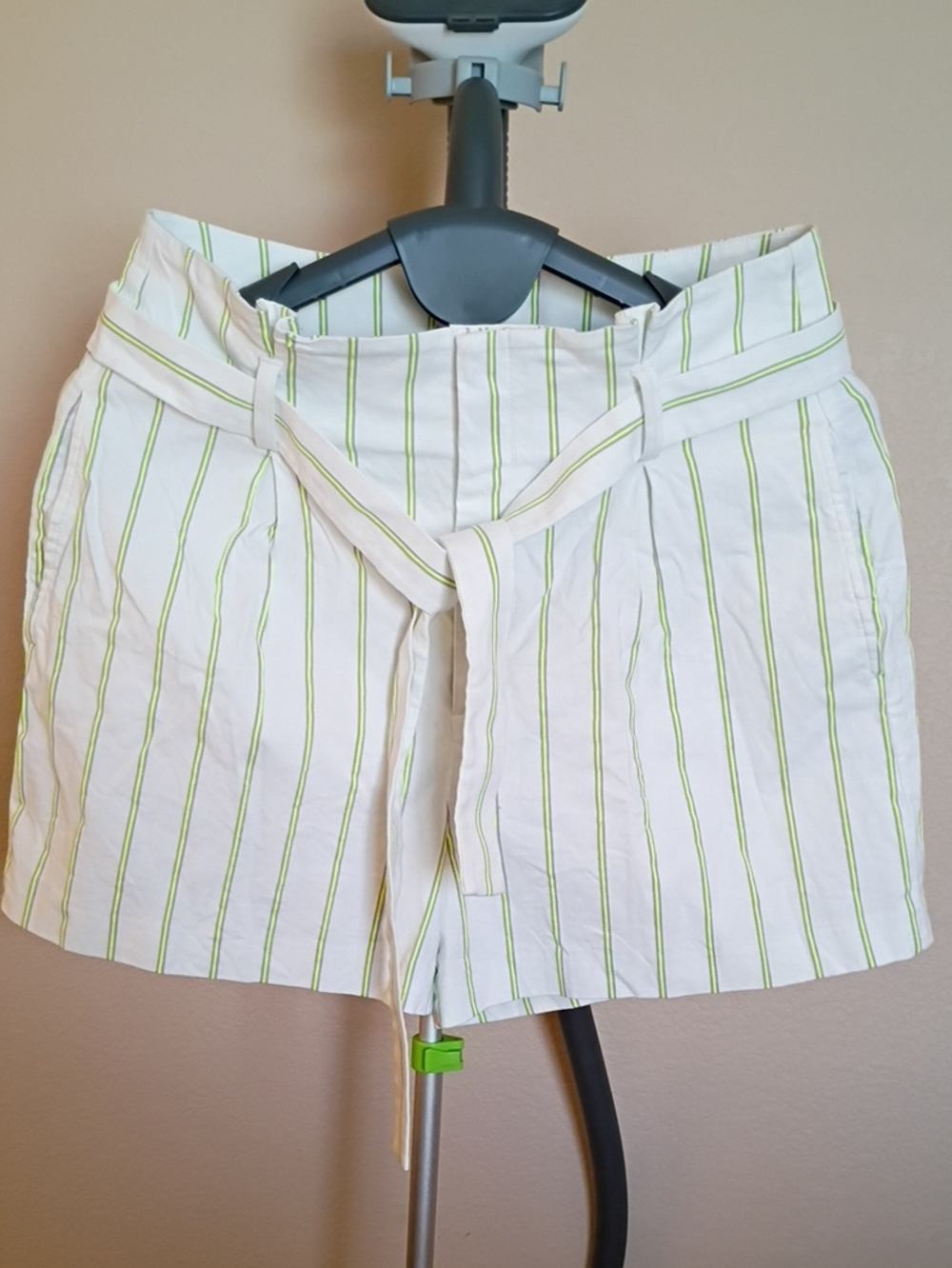 Banana Republic White Shorts with Neon Pinstripes and Self-Tie Waist Size 14